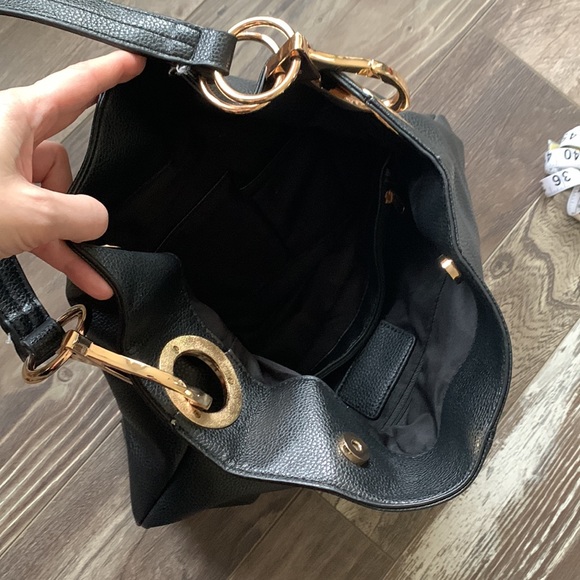 Marshallβs leather Shoulder Bag - Picture 5 of 13